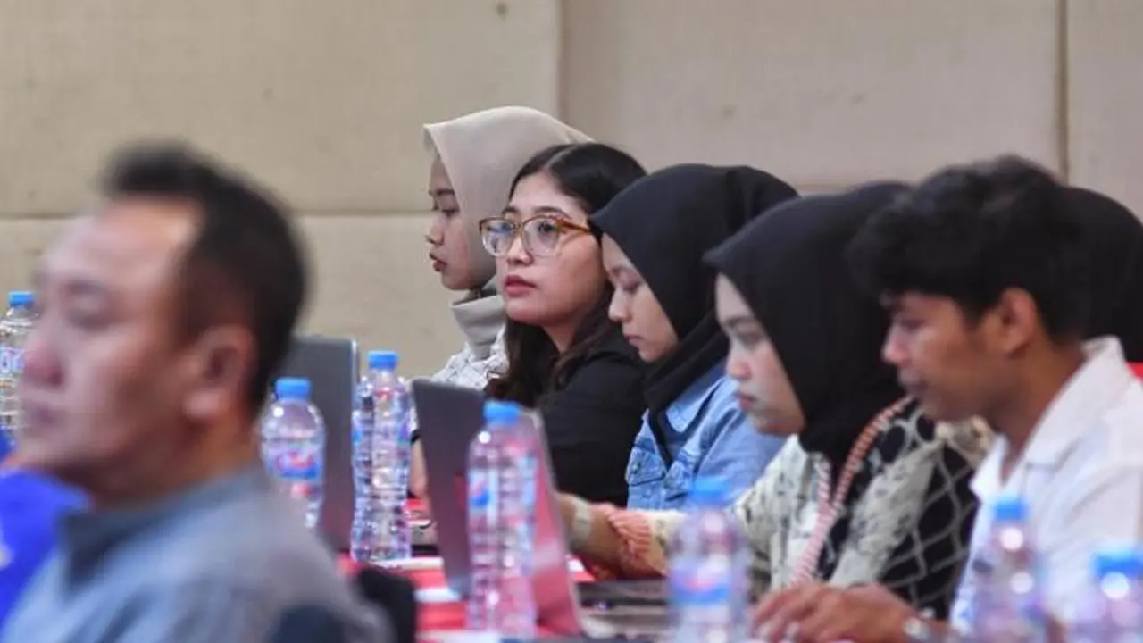 pelaku industri