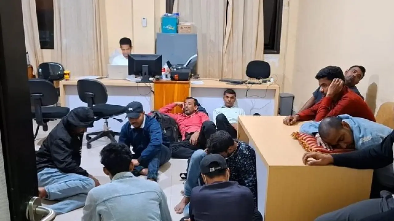 12 WN Bangladesh Ditangkap di NTT Karena Masuk RI Secara Ilegal | Nasional