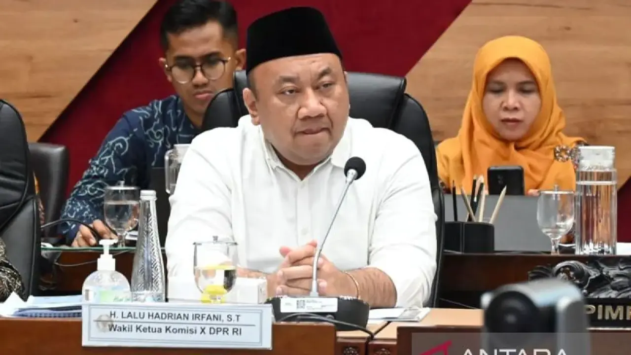 Bimtek Kemendikdasmen: Komisi X DPR Jamin Akses Merata untuk Semua Sekolah | Nasional