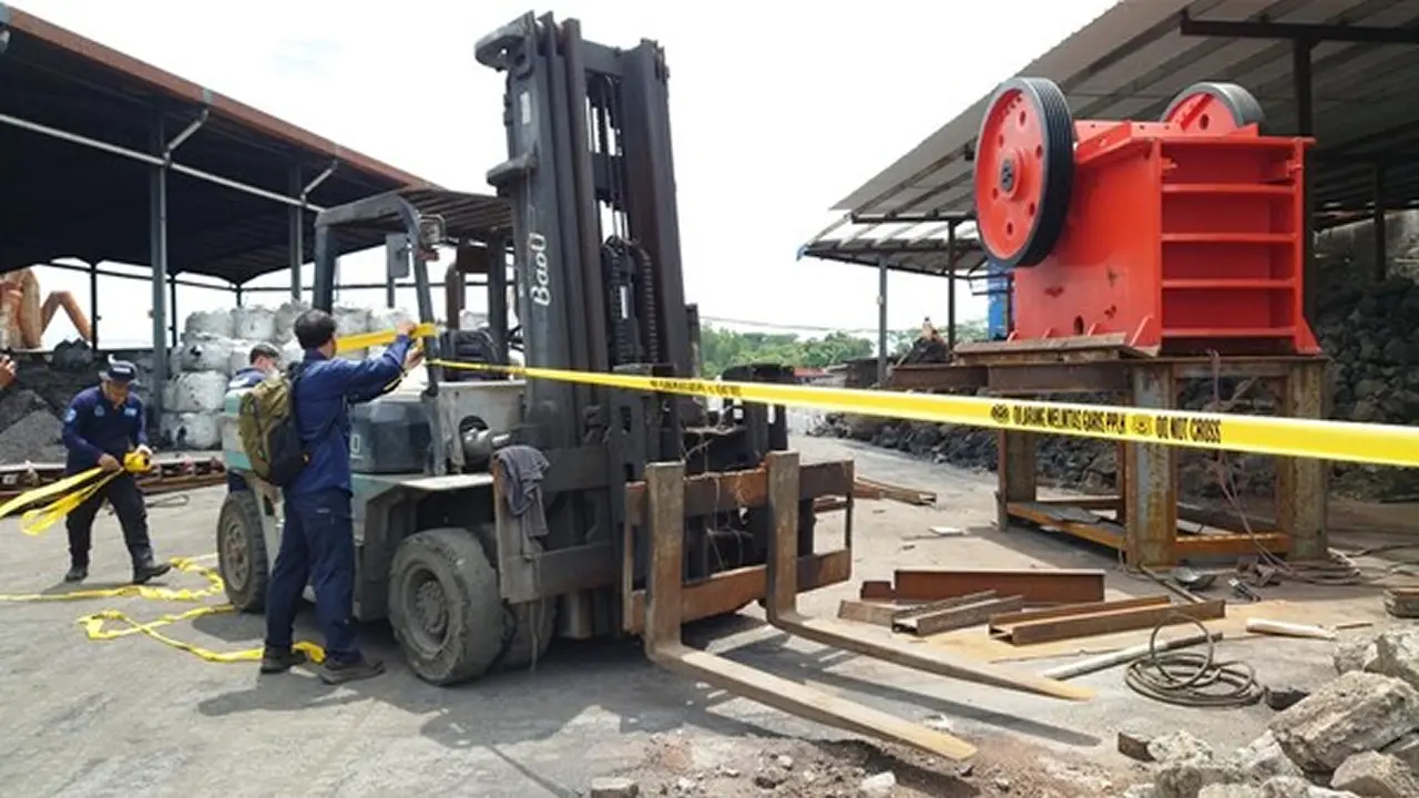 Penyegelan Pabrik di Serang: Wartawan dan Staf KLH Dikeroyok | Nasional