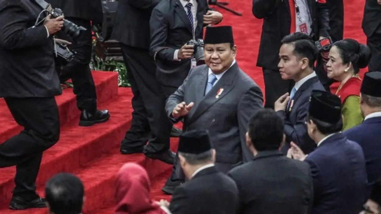 Prabowo Hadiri Sidang Tahunan MPR: Pidato Pertama dalam Jas | Nasional