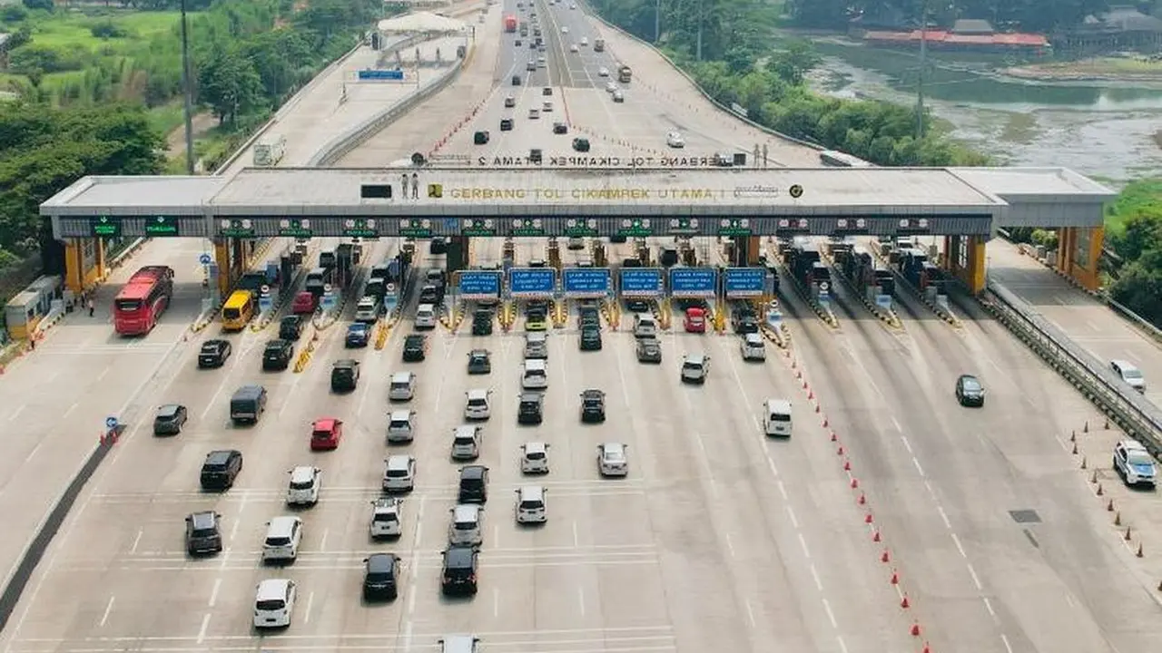 Contraflow Hari Ini Disiagakan Saat Arus Mudik Padat | Nasional
