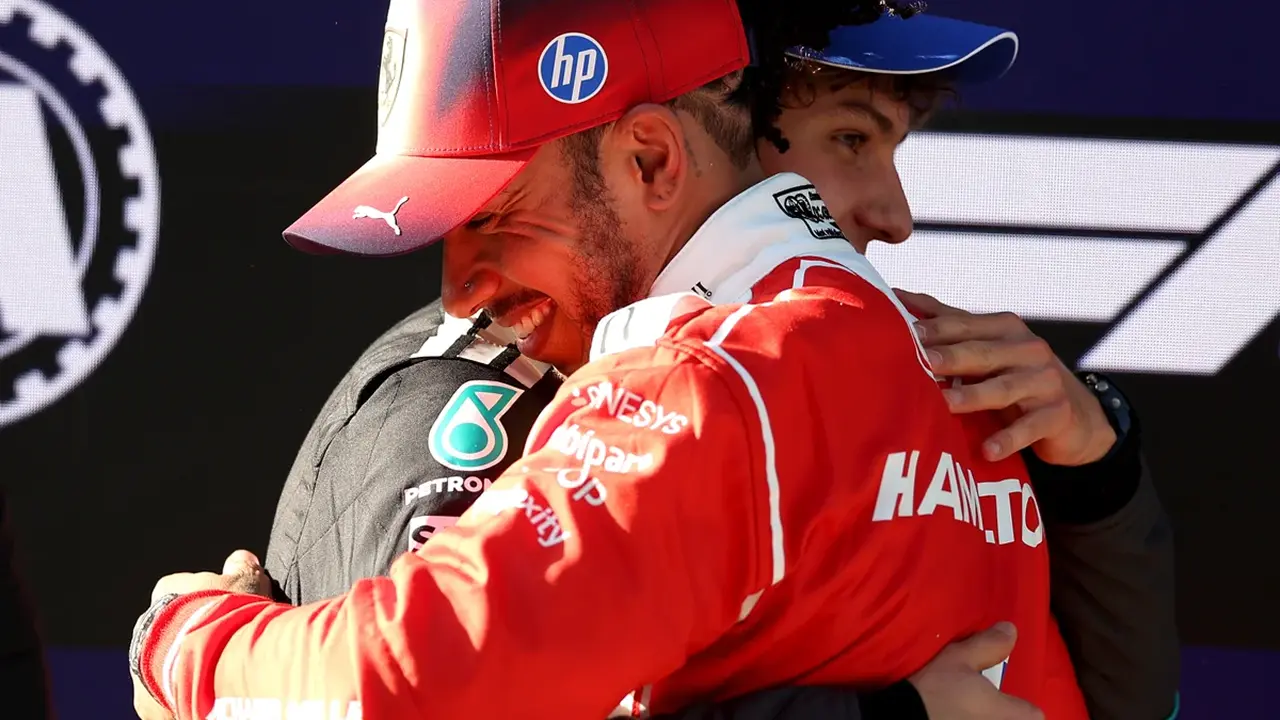 F1 China Memanas, Russell Menang Sprint Antonelli Pole | Olahraga